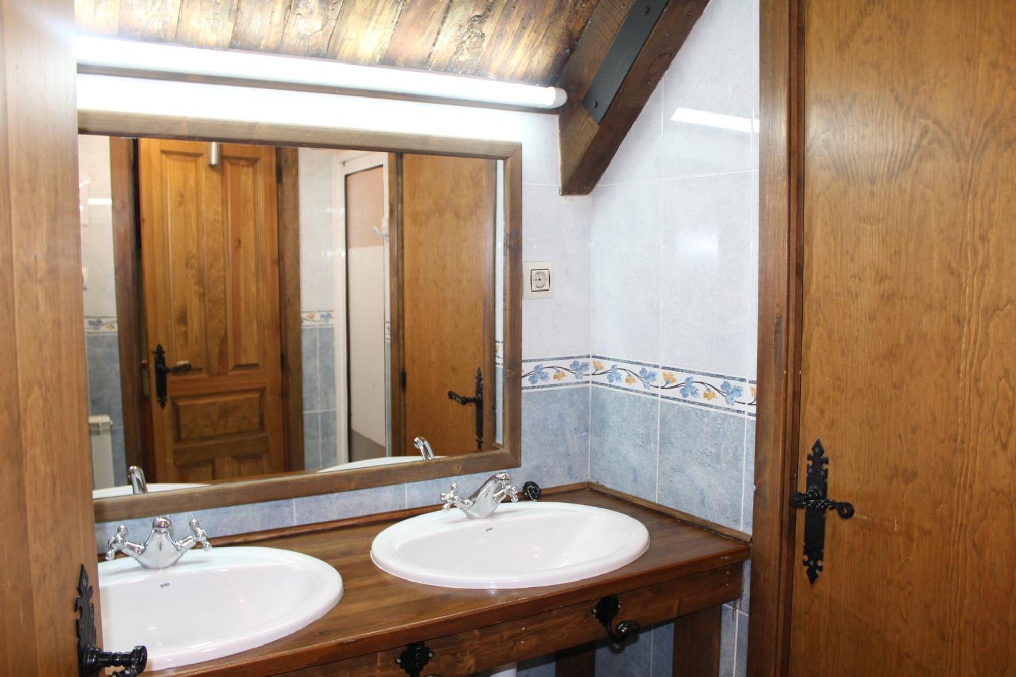 Albergue-Refugio Sargantana Canfranc Szoba fotó
