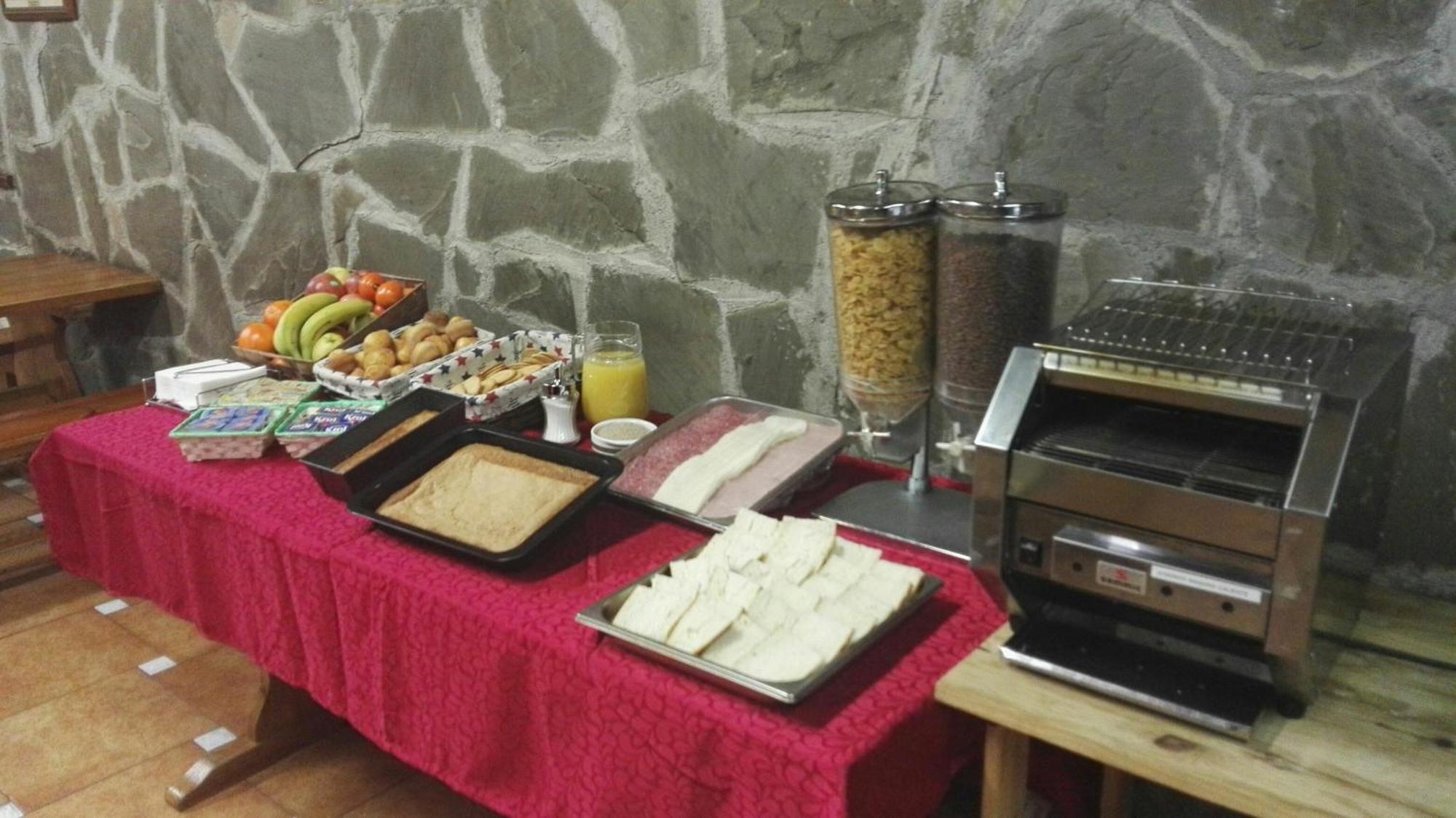 Albergue-Refugio Sargantana Canfranc Kültér fotó